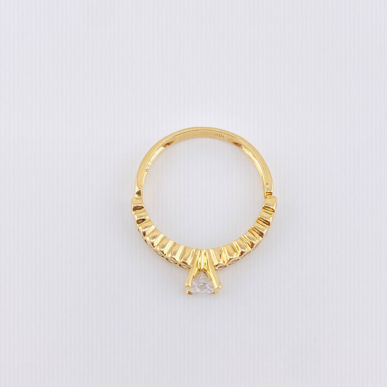 Solitaire Churumbela Ring 2.37gr / T7 / Yellow Gold 18K *