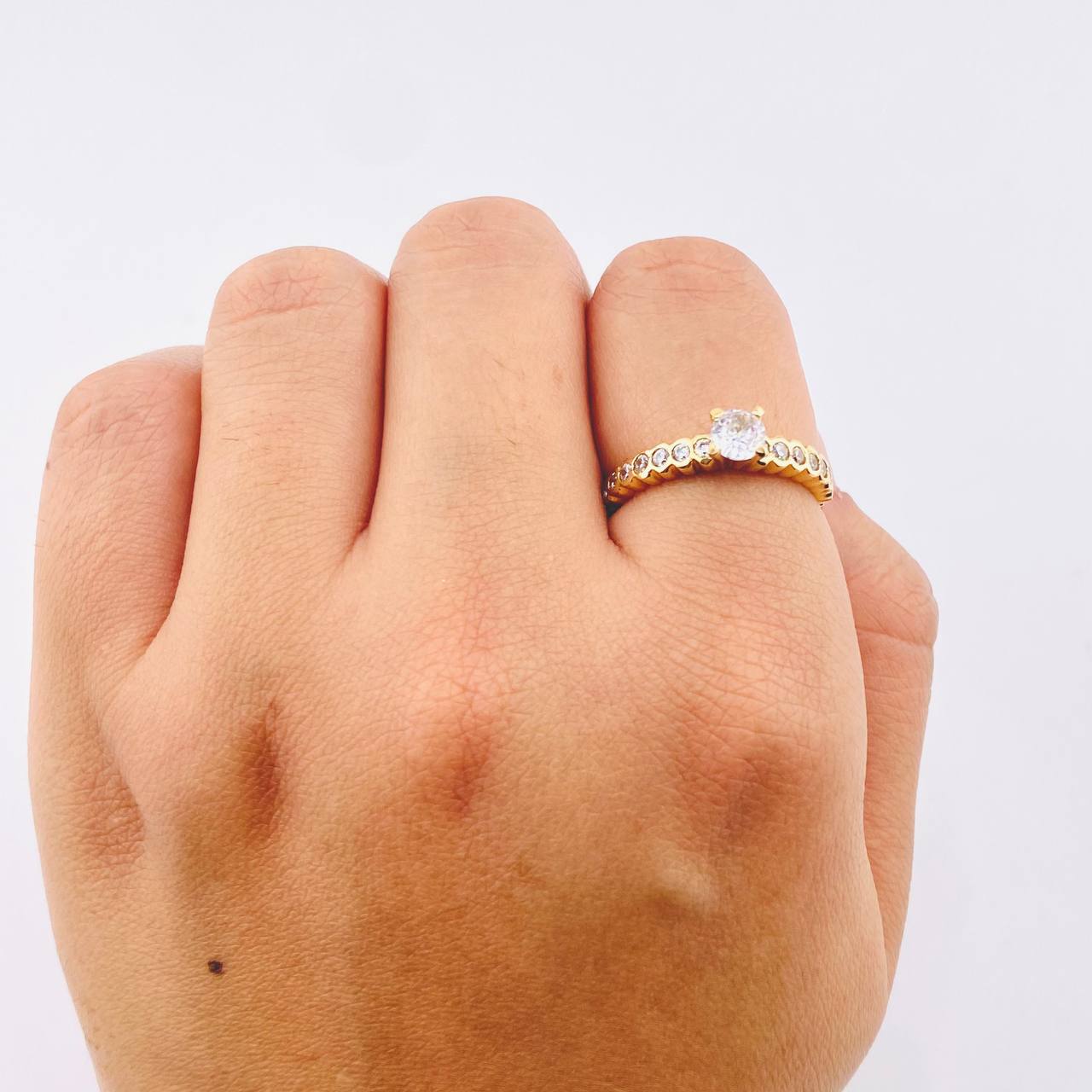 Solitaire Churumbela Ring 2.37gr / T7 / Yellow Gold 18K *