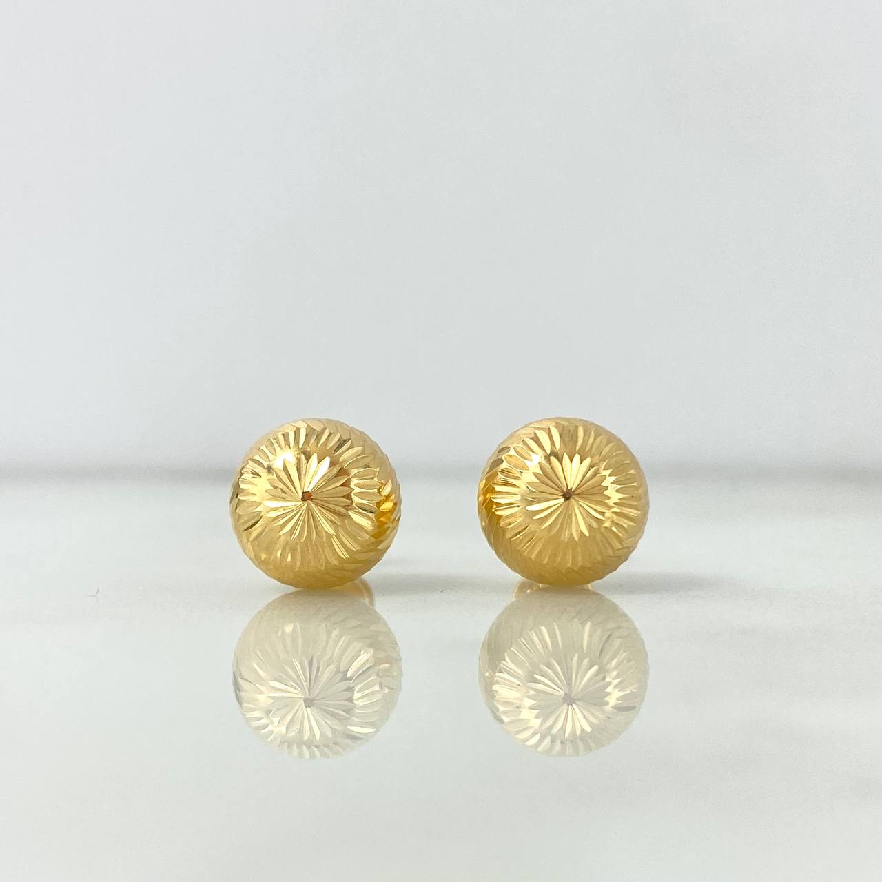 Topos Bolas Diamantada 0.95g / in / 8mm Oro Amarillo 18K