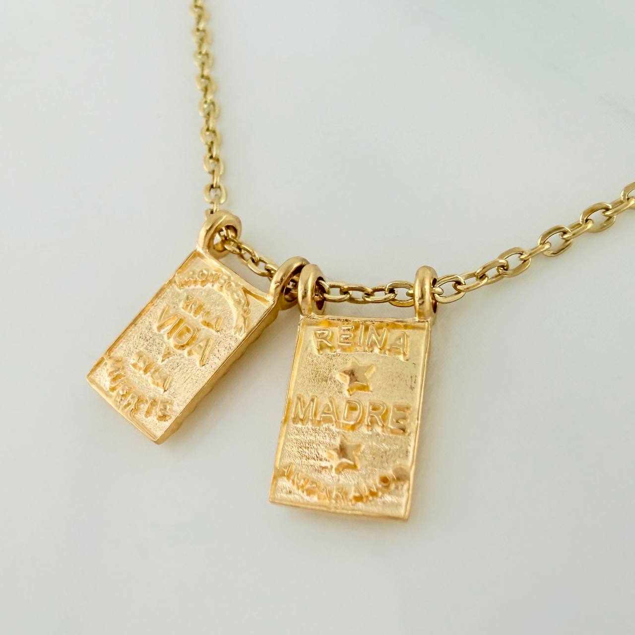 Cadena Escapulario Aro Seguido 3.85gr / 17 1/4 in / 1.2mm Oro Amarillo 18K %