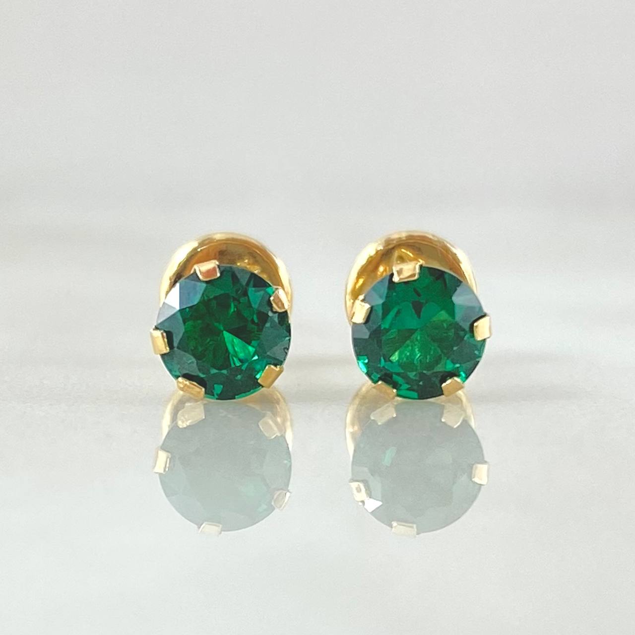 Bezel Stud Earrings 0.65gr / 18K Yellow Gold ©