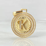Dije Medalla Letra K 4.5gr / 1 1/4 in / Oro Amarillo 18K