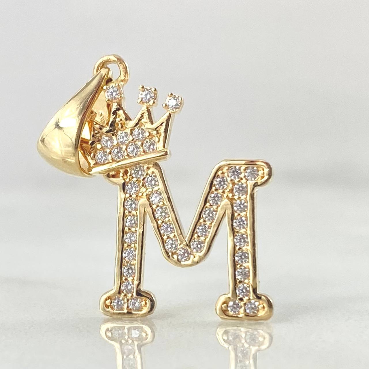 Pendant Crown Letter M 2.1gr / 2.5cm / 18K Yellow Gold