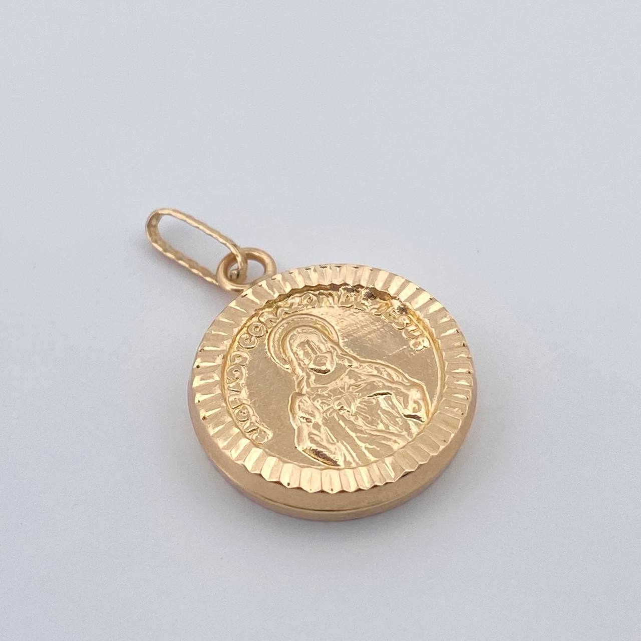 Pendant Sacred Heart 1.3gr / 1 in / 18K Yellow Gold %