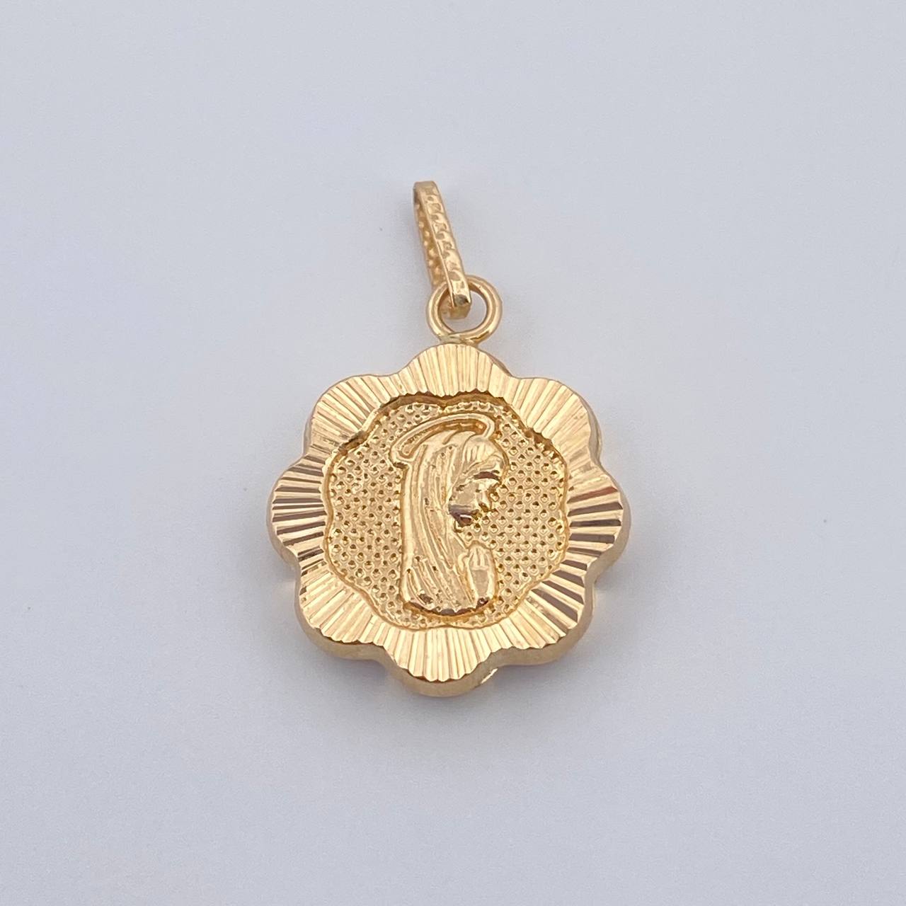 Dije Virgen Maria 0.85gr / 3/4 in / Oro Amarillo 18K &