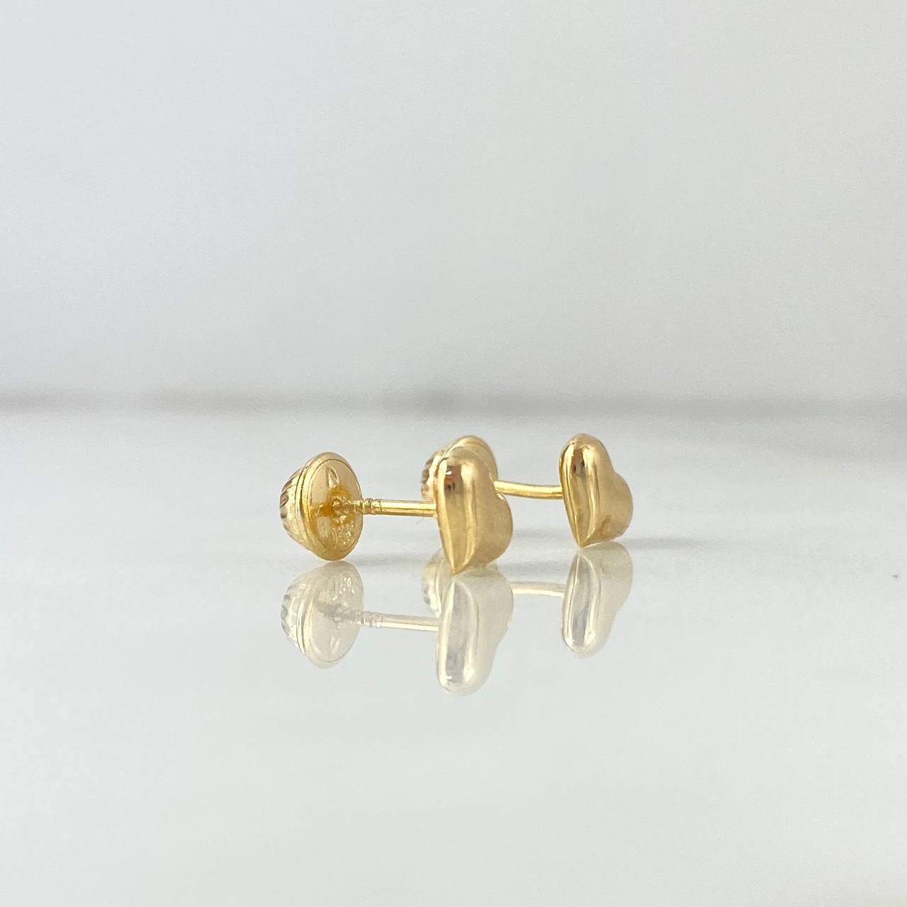 Heart Stud Earrings 0.65gr / 18K Gold*