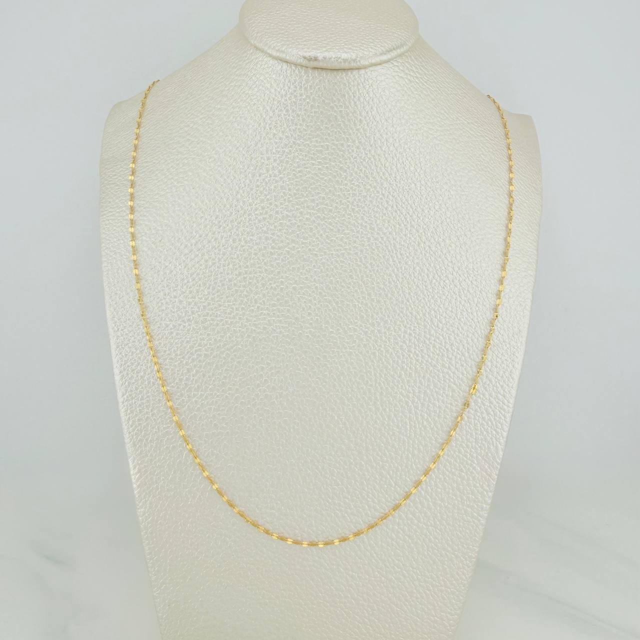 Cadena Flor Espejo 1.15gr / 23 3/4 in / 0.9mm Oro Amarillo +3 18K %