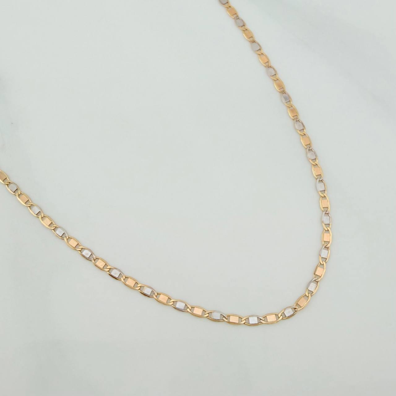 Cadena Escalera Plana 1.8gr / 18 in / 1.45mm Tres Oros +3 18K %