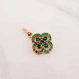 Double Clover Pendant 1.45 g / 3/4 in 18K Yellow Gold