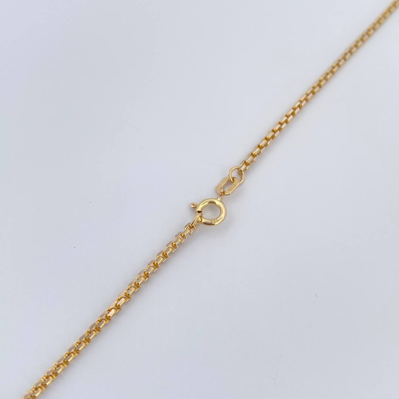 Cadena Veneciana 3.6gr / 19 3/4 in / 1.4mm Dos Oros Amarillo Blanco +3 18K %
