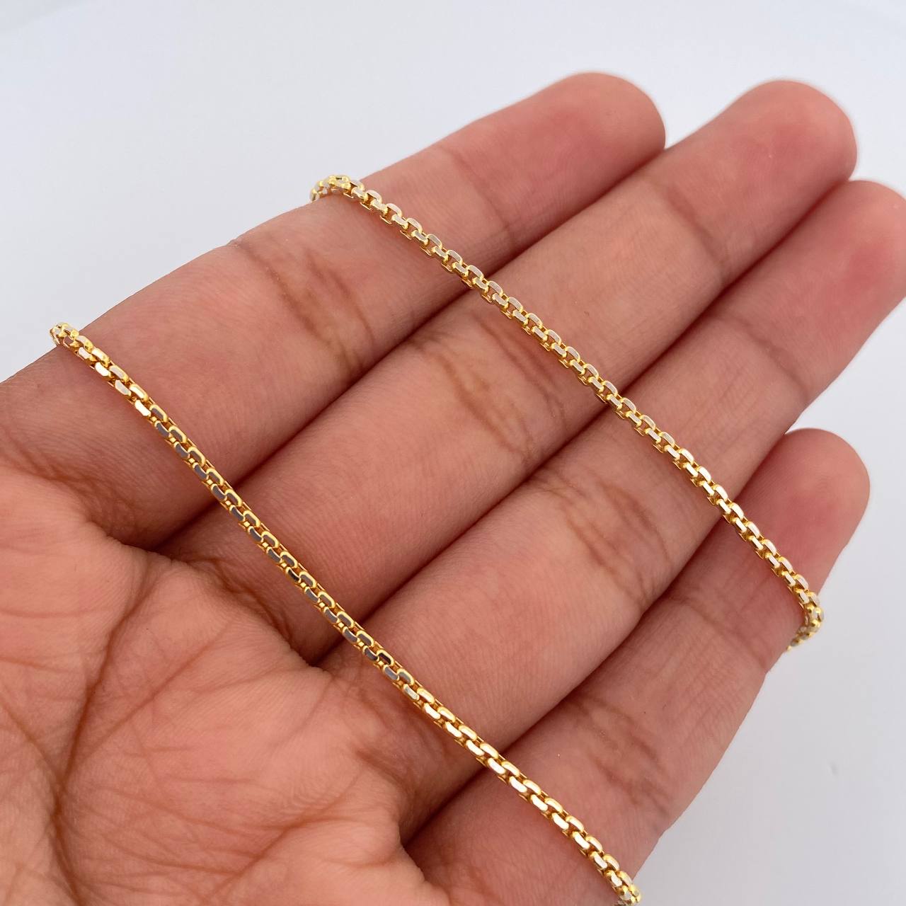 Cadena Veneciana 3.6gr / 19 3/4 in / 1.4mm Dos Oros Amarillo Blanco +3 18K %