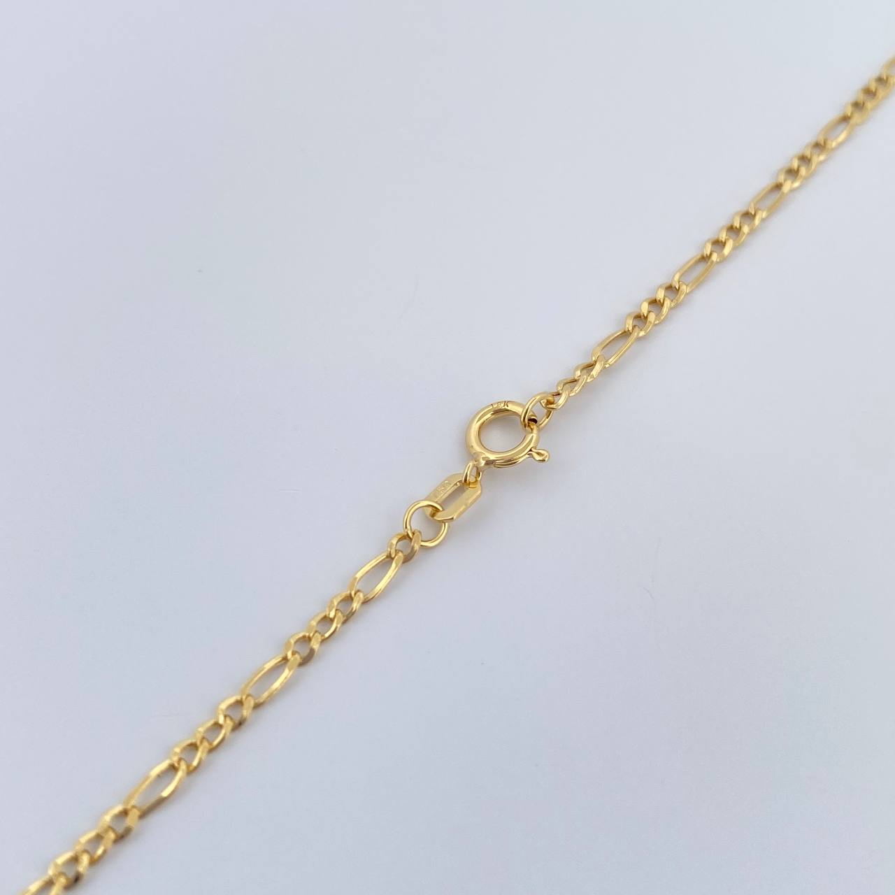 Cadena Figaro 1.7gr / 17 3/4 in / 2mm Oro Amarillo +1 18K %