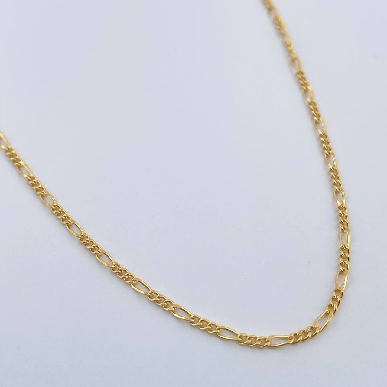 Figaro Chain 1.45gr / 19 3/4 in / 2mm Yellow Gold +1 18K %