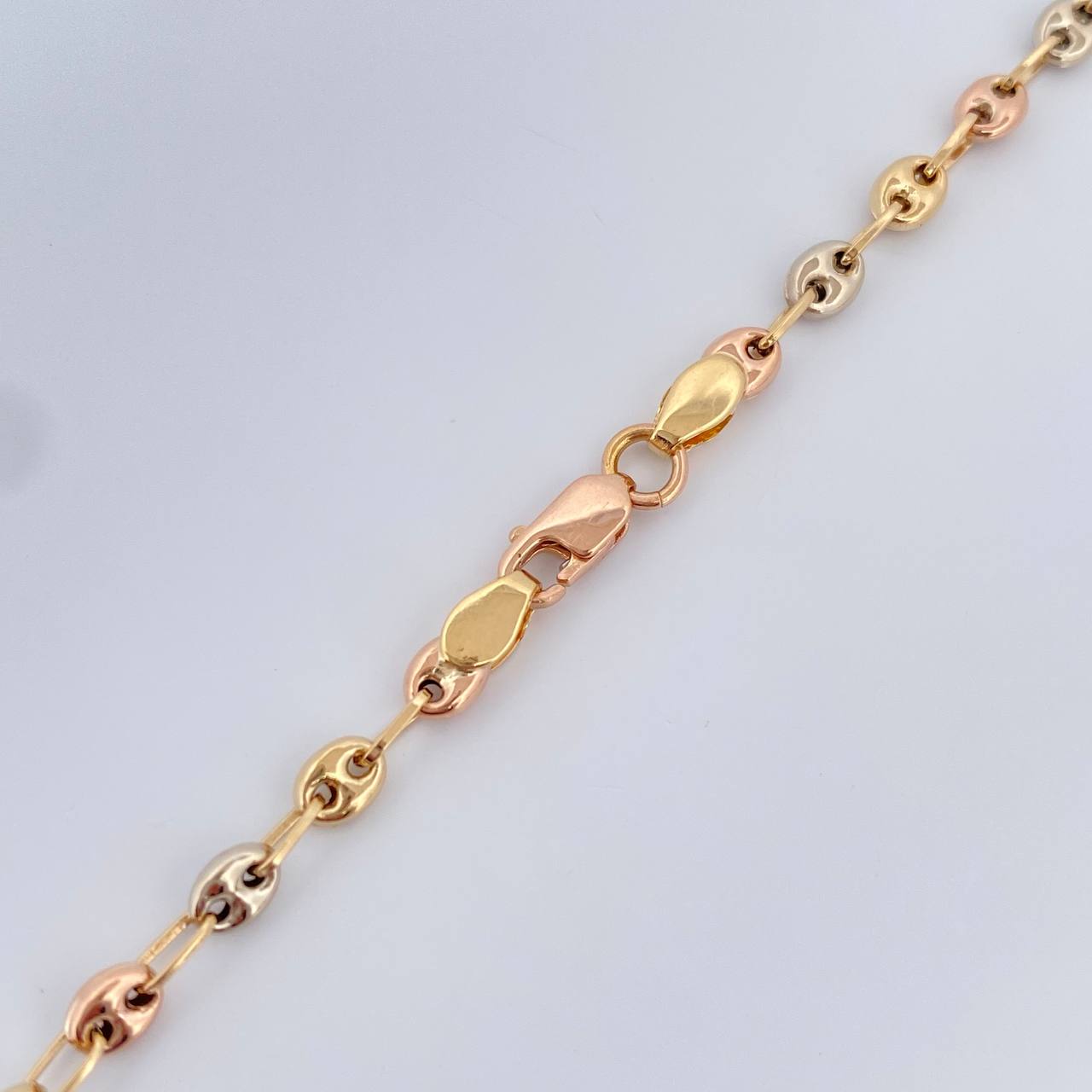 Cadena GC 7.8gr / 24 1/2 in / 2.8mm Tres Oros 18K %