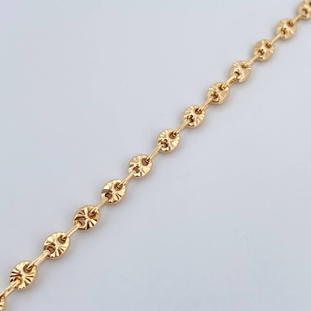 Pulso GC 4.25gr / 8 in / 5.6mm Oro Amarillo 18K %