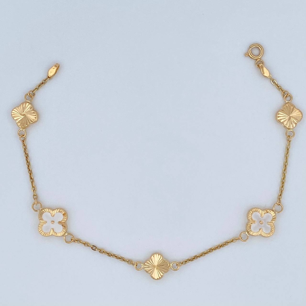 Pulso Trebol Aro Seguido 3.15gr / 7 1/4 in / 1.3mm Oro Amarillo 18K %