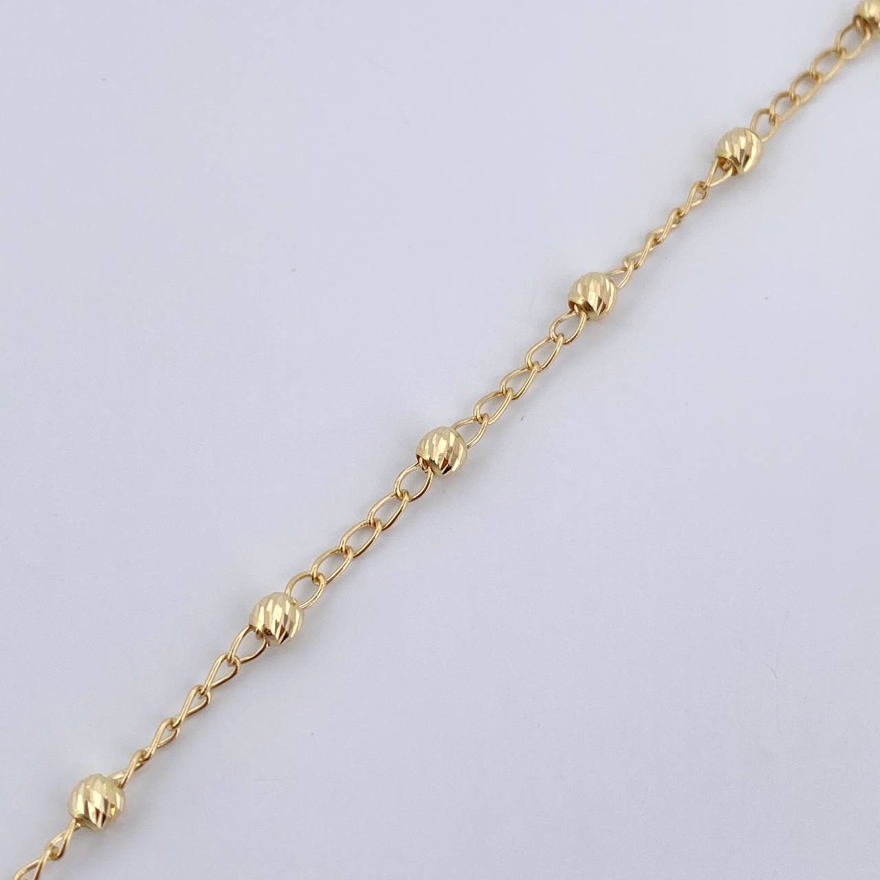 Pulso Espiga 1.55gr / 7 1/2 in / 3mm Oro Amarillo 18K %