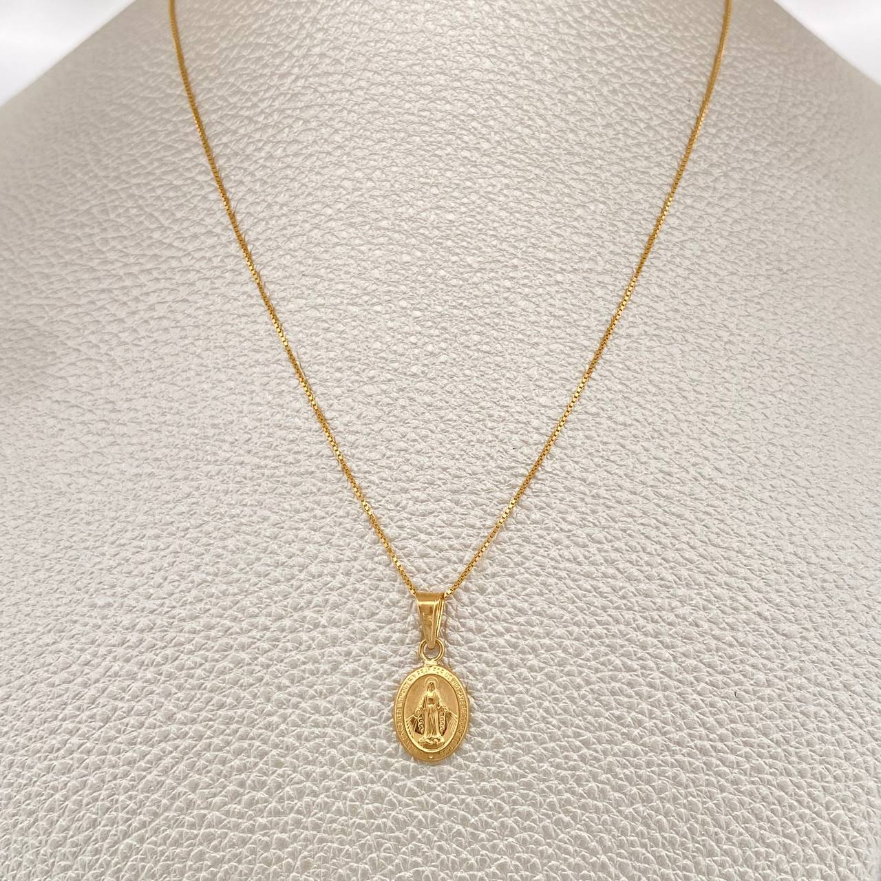 Set Cadena y Dije Veneciana + Virgen Milagrosa 1.75gr / 17 3/4 in / 0.6mm Oro Amarillo 18K %