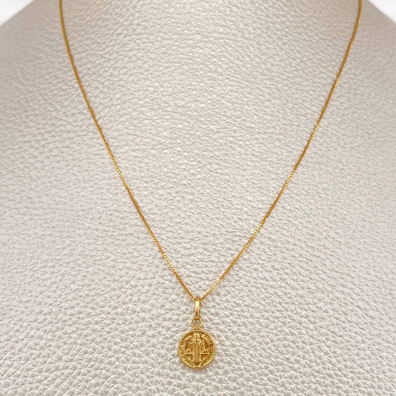 Set Cadena y Dije Veneciana + San Benito 1.75gr / 17 3/4 in / 0.7mm Oro Amarillo 18K %