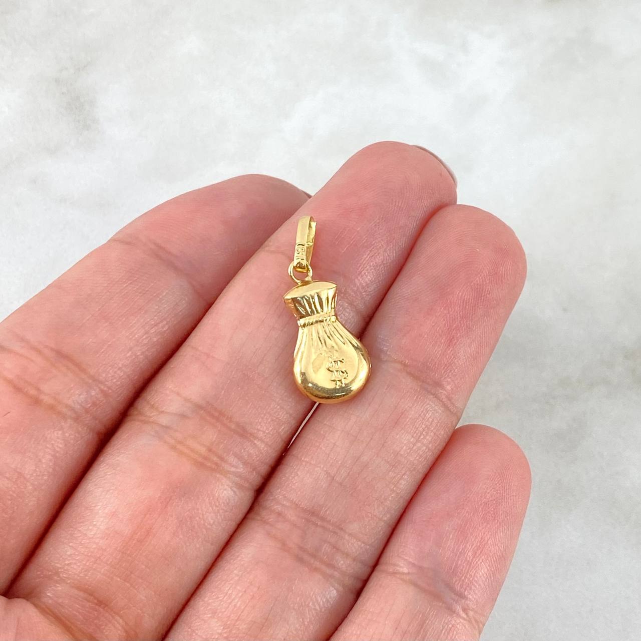 Dije Bolsa De Dinero Plana 0.6gr / 2.2cm / Oro Amarillo 18K