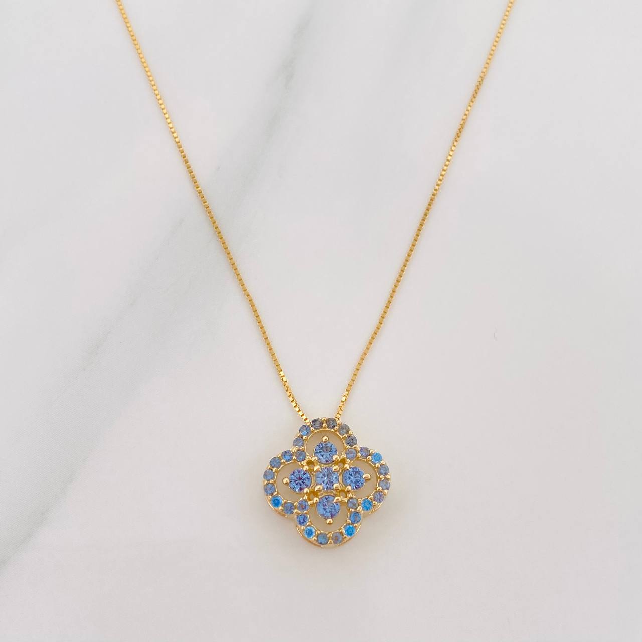 Set Cadena Veneciana + Dije Trebol / 2.25 g / 17 3/4 in Oro Amarillo 18K