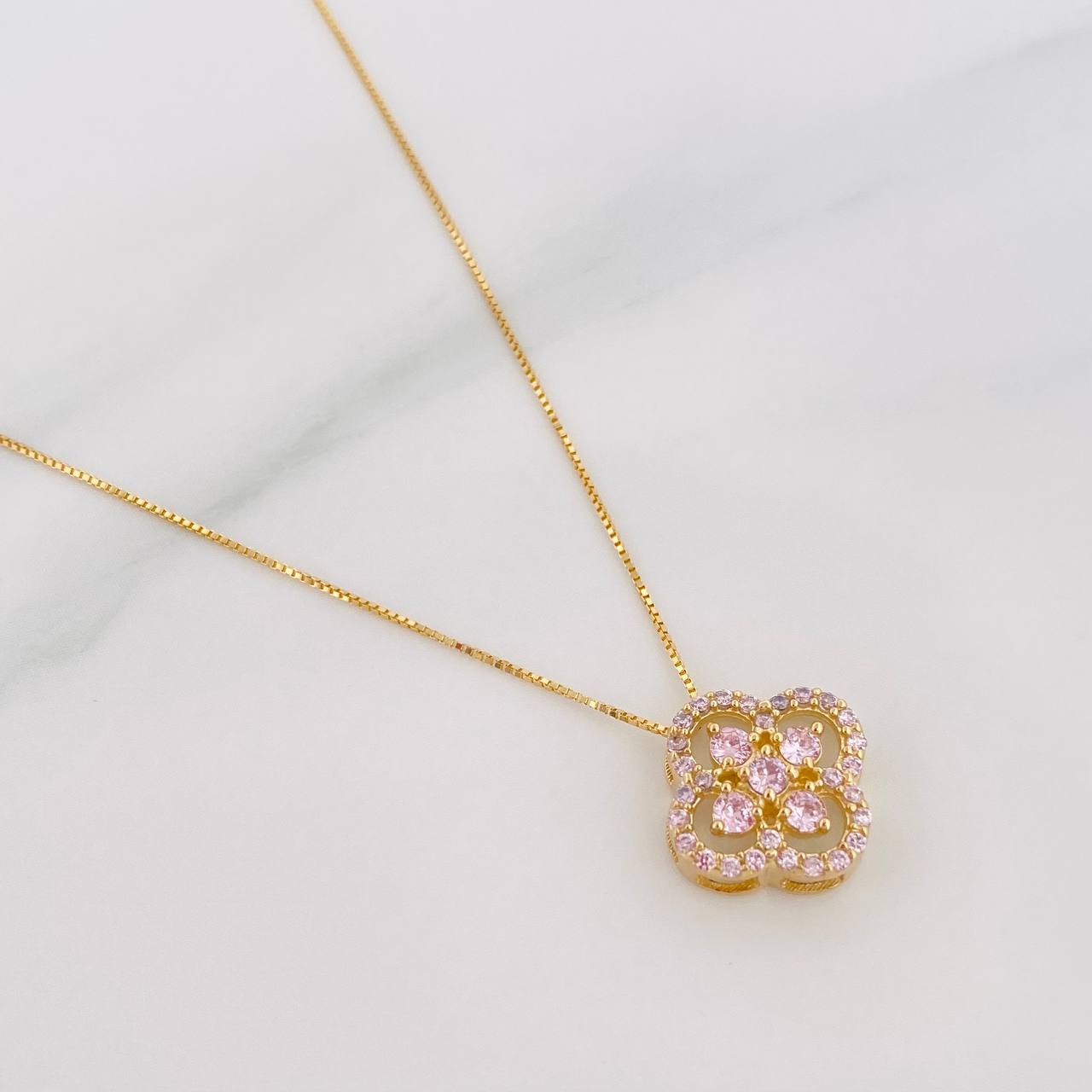 Set Cadena Veneciana + Dije Trebol / 2.3 g / 17 3/4 in Oro Amarillo 18K