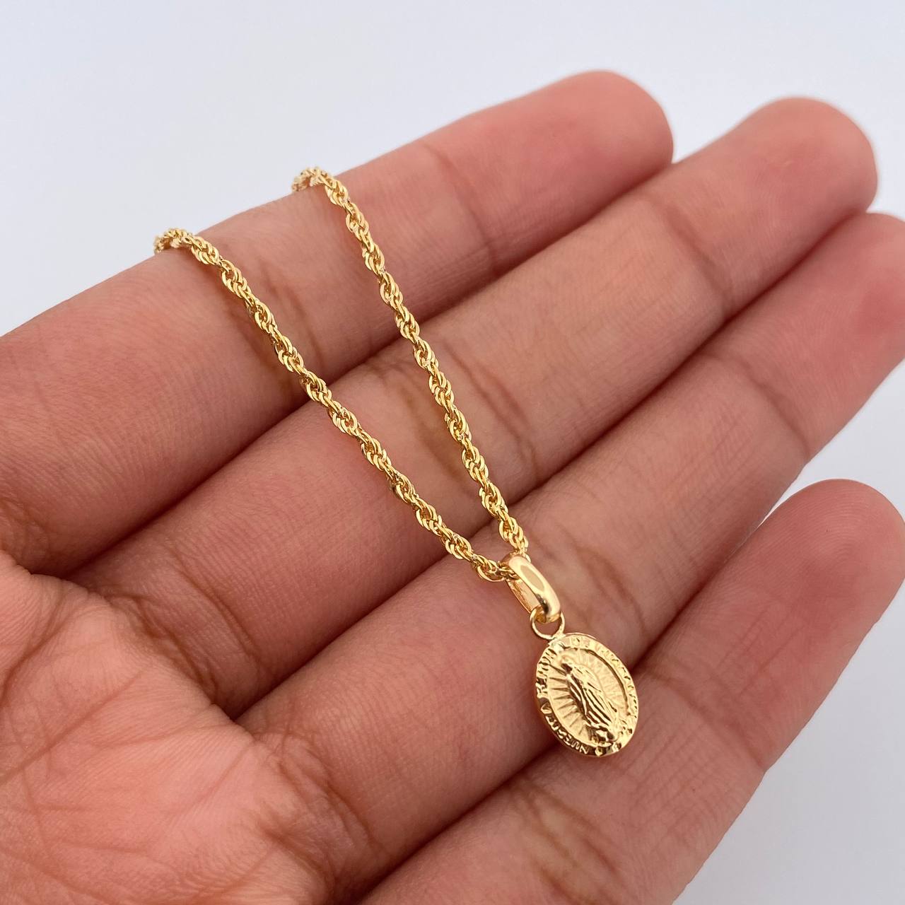 Set Rope Chain and Pendant+ Virgin of Guadalupe 1.1gr / 15 1/2 in / 1.16mm 18K Yellow Gold $