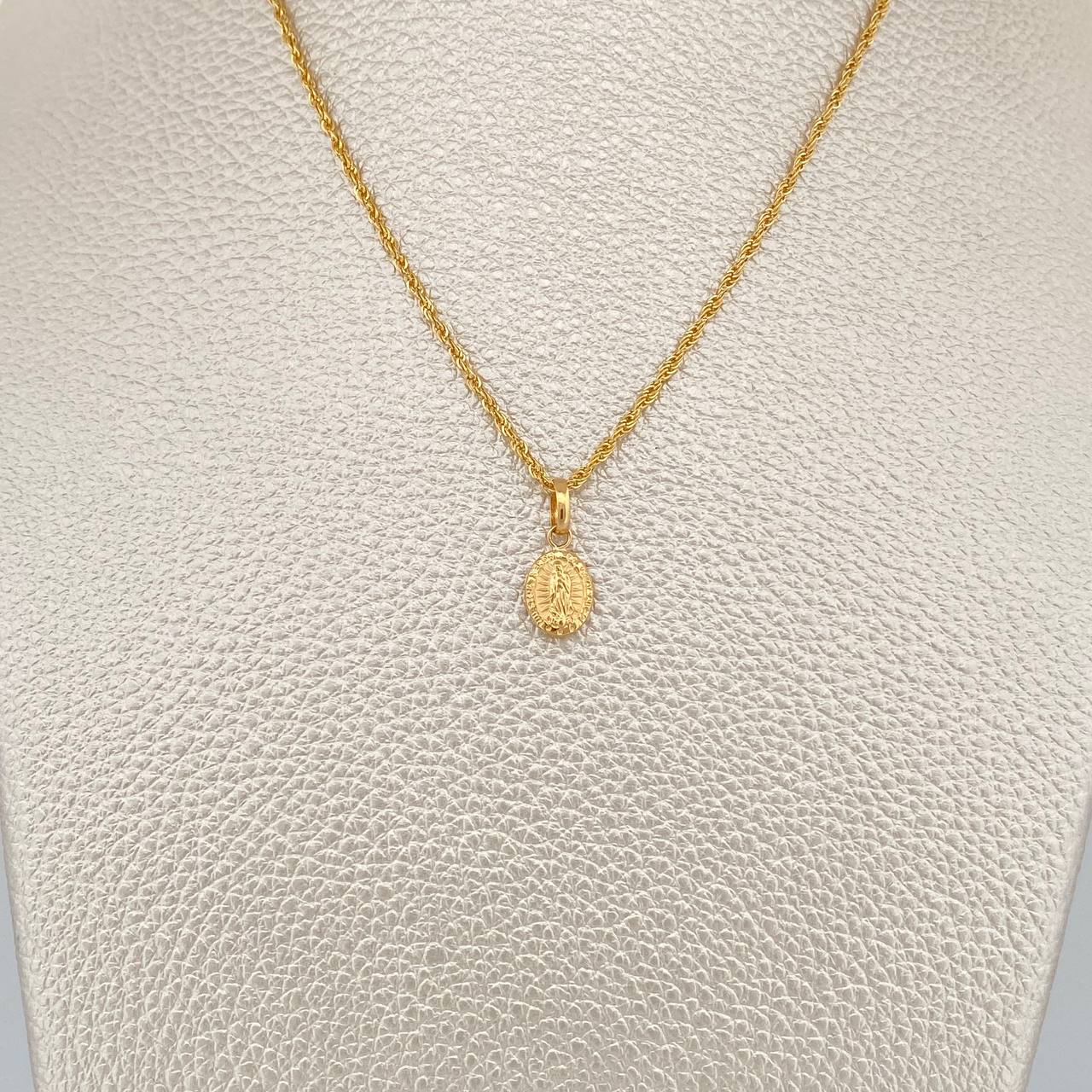 Set Rope Chain and Pendant+ Virgin of Guadalupe 1.1gr / 15 1/2 in / 1.16mm 18K Yellow Gold $