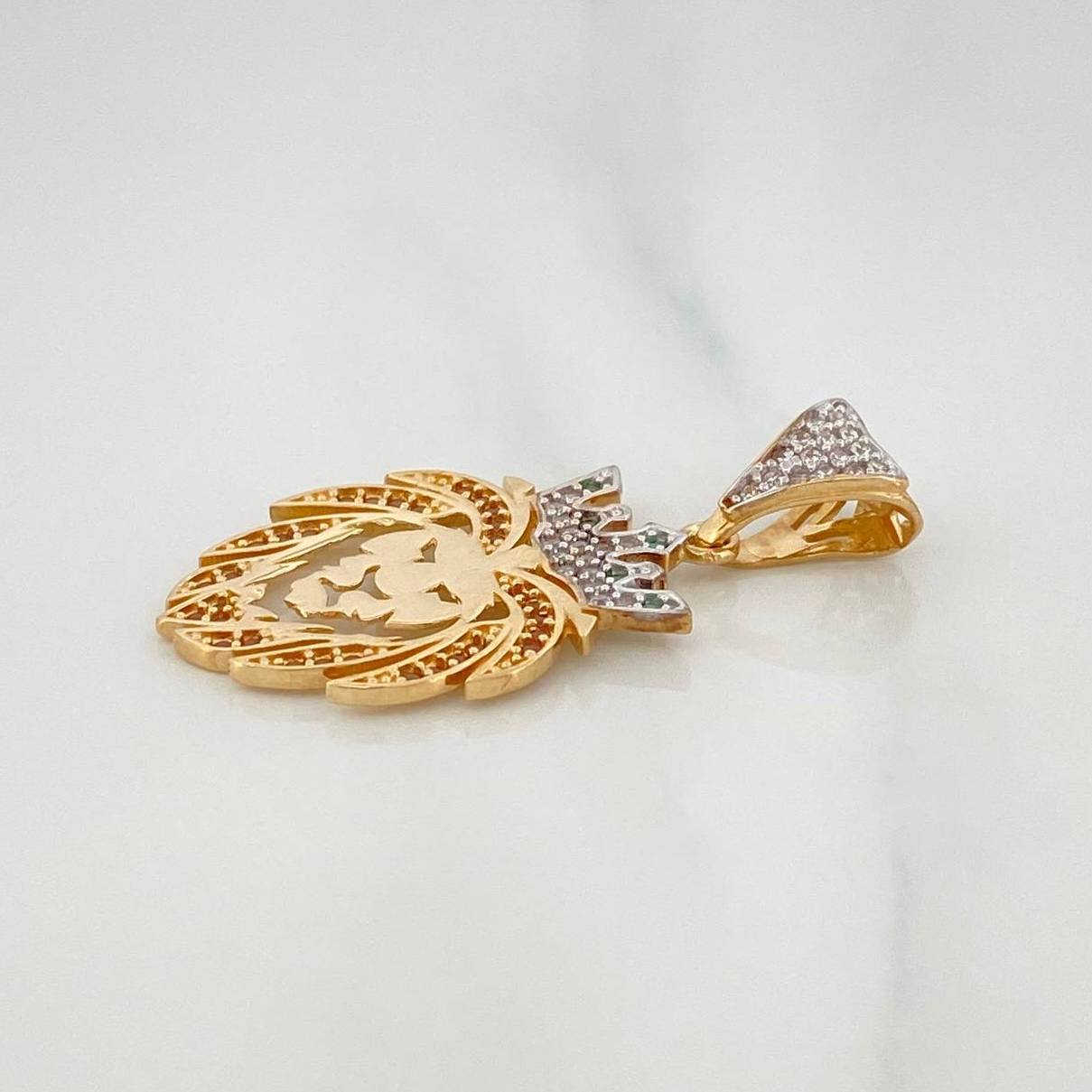 Pendant Lion 3.35 g / 1 1/4 in Two Yellow White Gold 18K