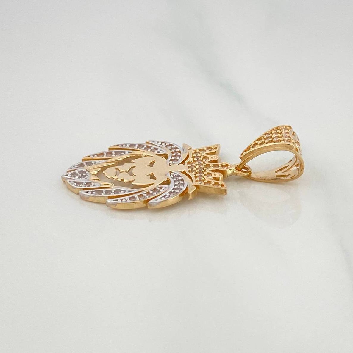Pendant Lion 3.25 g / 1 1/4 in Two Yellow White Gold 18K