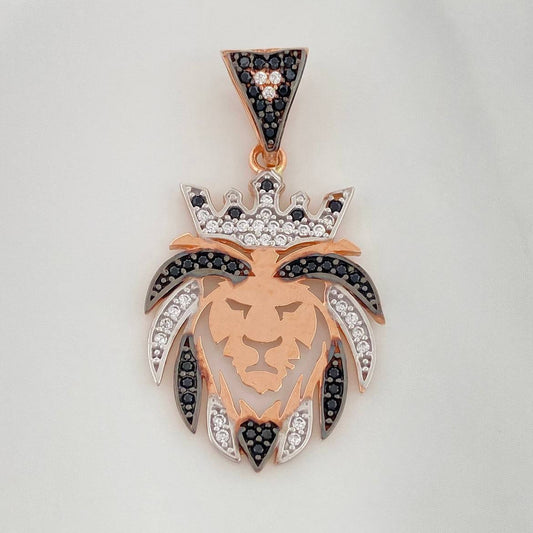 Dije León 3.1 g / 1 1/4 in Tres Oros 18K