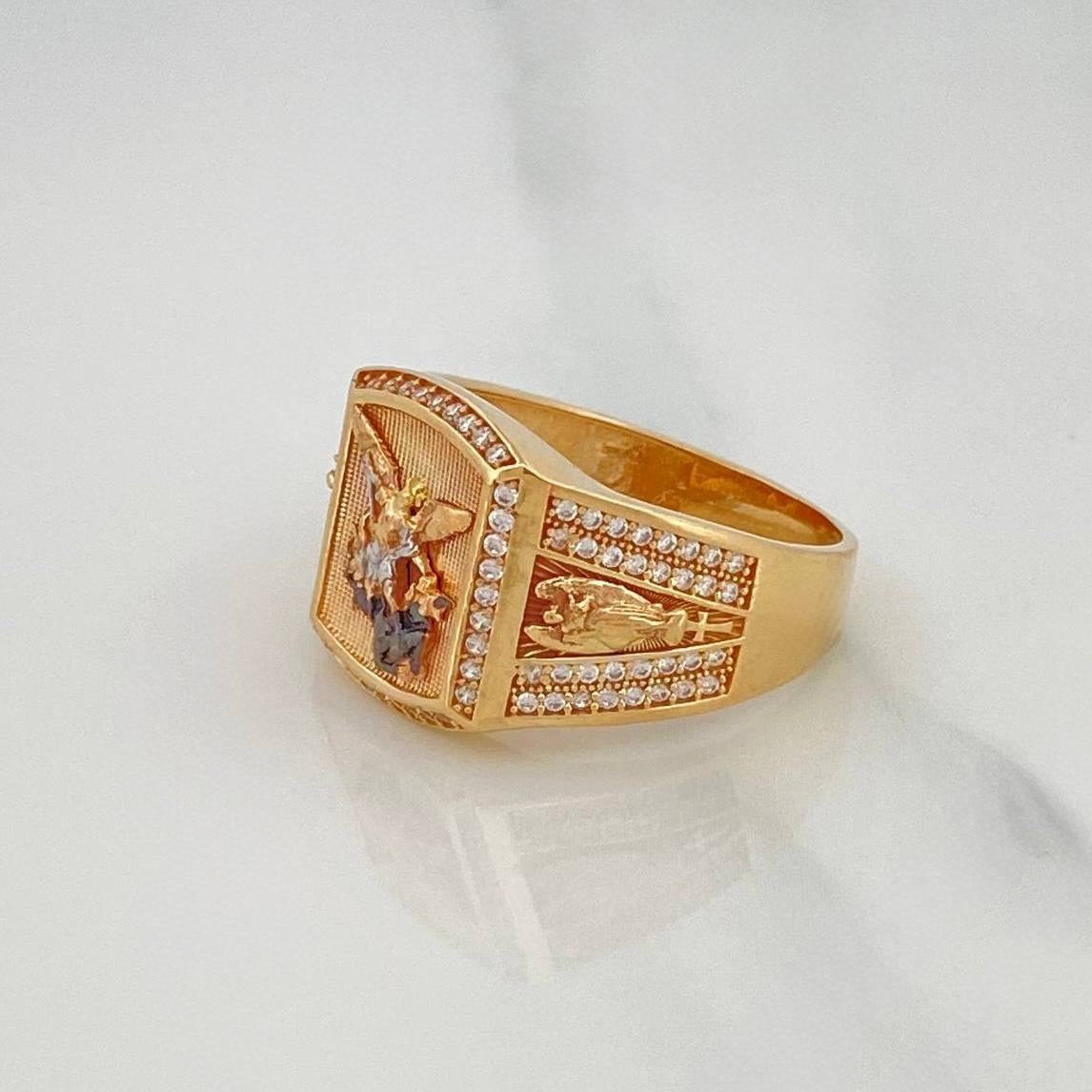 Anillo San Miguel Arcángel 8.25 g / T10 3/4 Tres Oros 18K
