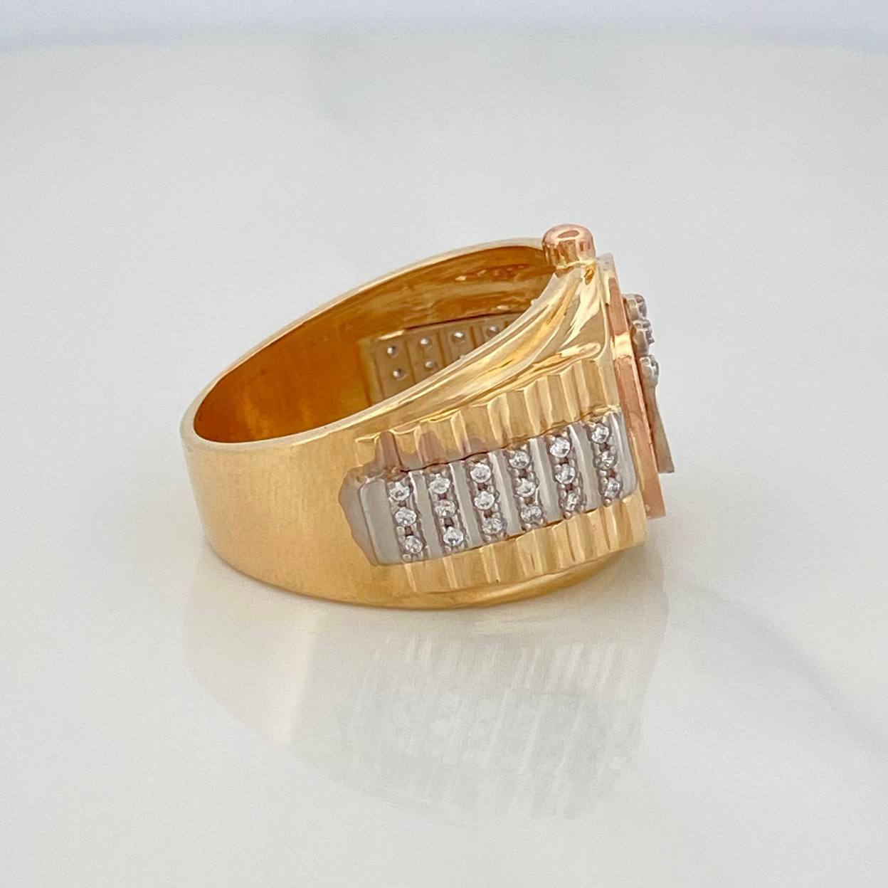 Anillo Correa Corona 10.9 g / T8 3/4 Tres Oros 18K