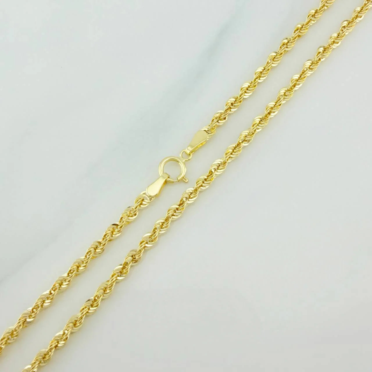Rope Chain 3.15g / 17 3/4 in / 2.6mm Yellow Gold +3 18K $