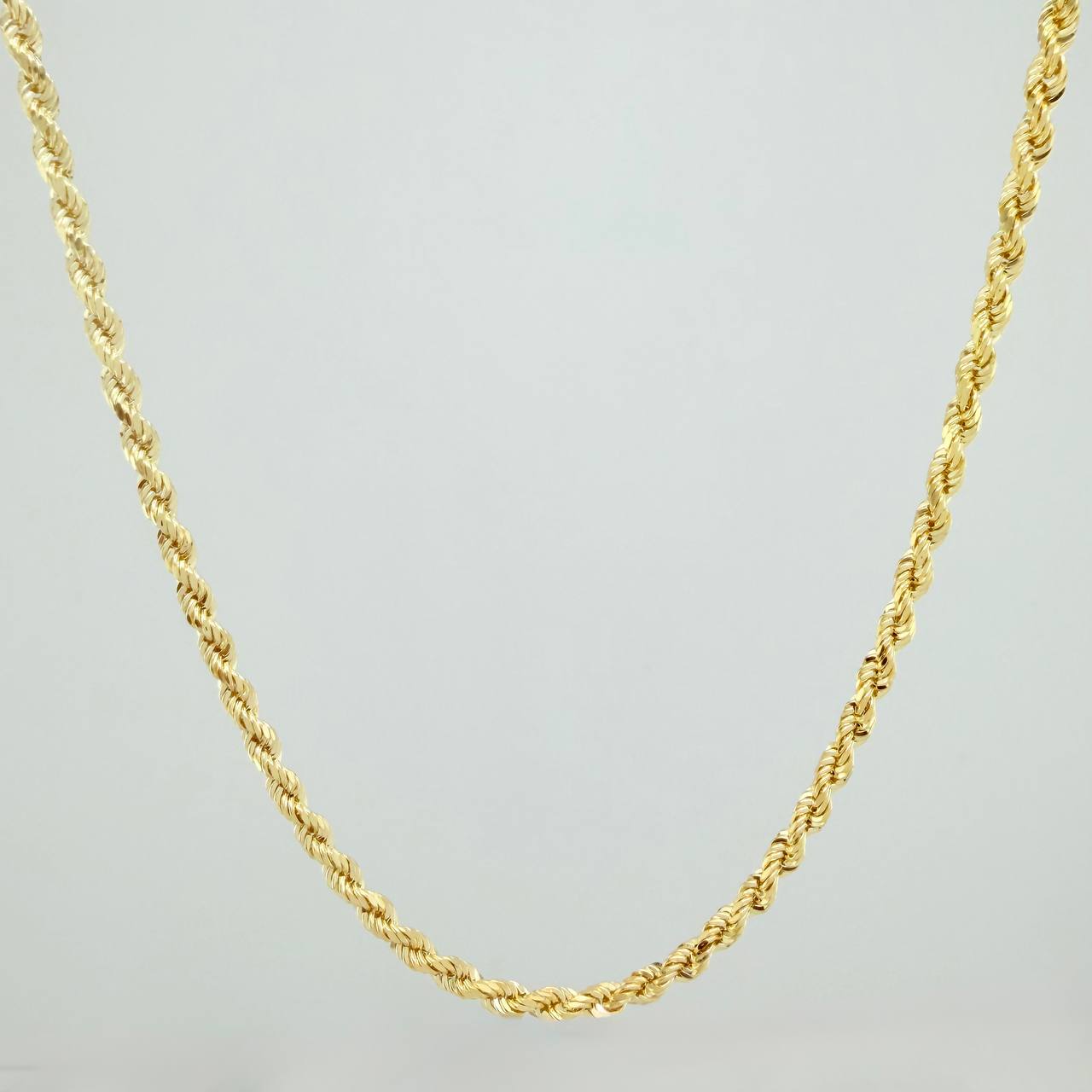 Rope Chain 6.8gr / 23 3/4 in / 2.4mm 18K Yellow Gold +3 %