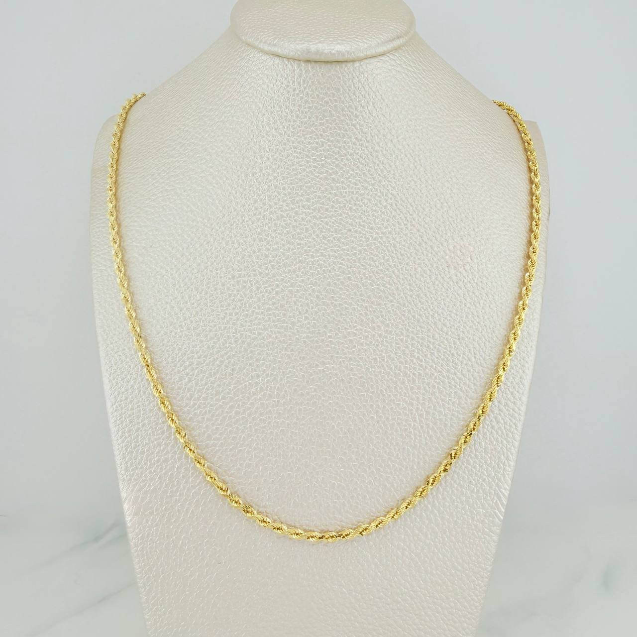 Rope Chain 6.8gr / 23 3/4 in / 2.4mm 18K Yellow Gold +3 %