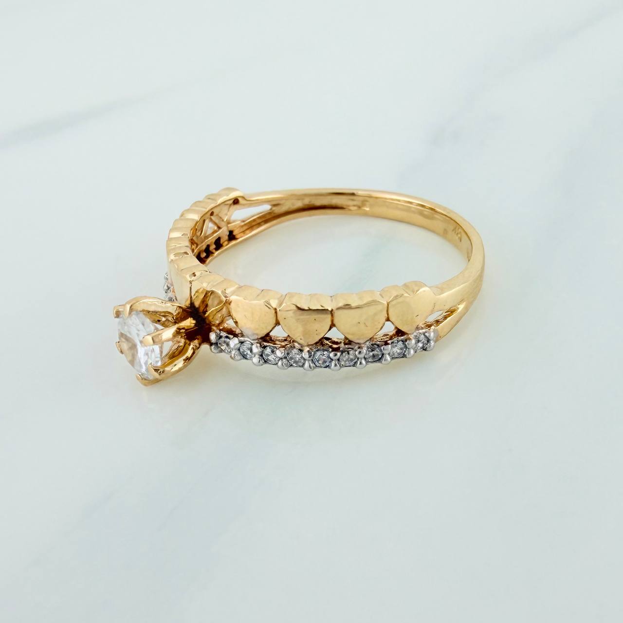 Anillo Churumbela Corazones 2.5gr / T6 / Dos Oros Amarillo Blanco18K %