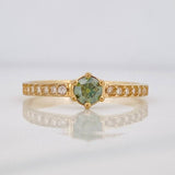 Solitaire Churumbela Ring Moissanites 0.34 pts 1.95g / T7 1/2 Yellow Gold 18K