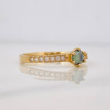 Solitaire Churumbela Ring Moissanites 0.34 pts 1.95g / T7 1/2 Yellow Gold 18K