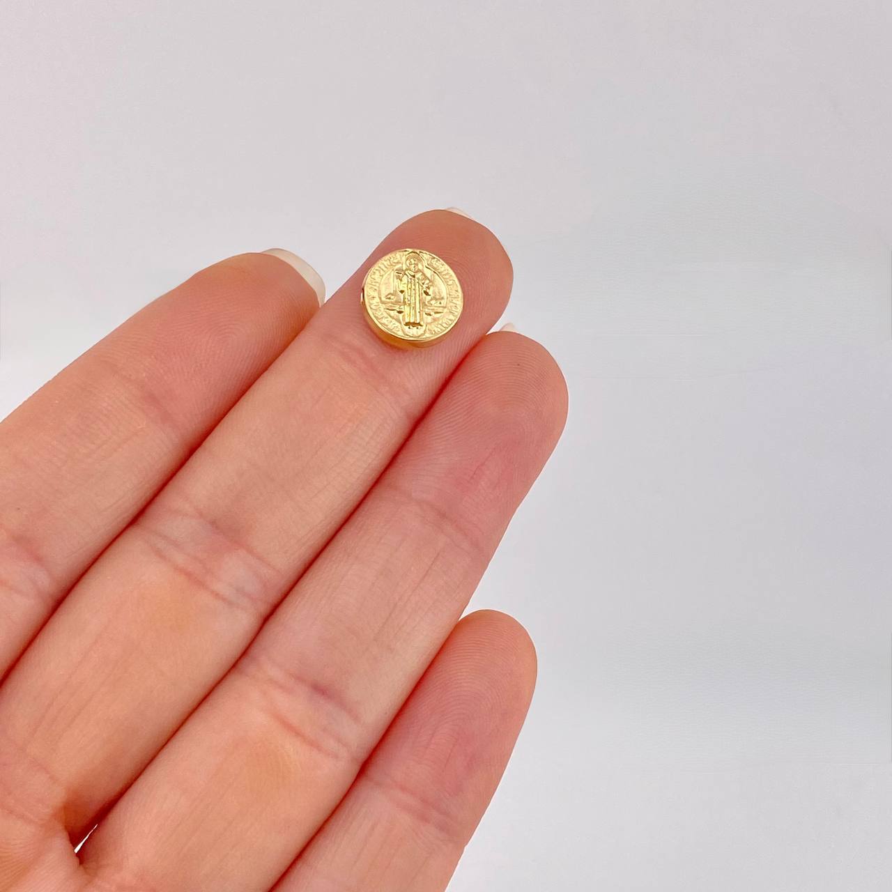 Charm San Benito Matte 0.55g / 1/2 in Yellow Gold 18K