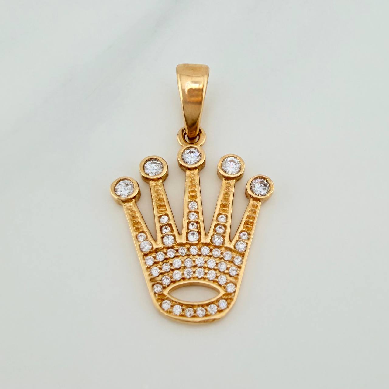 Dije Corona 3.25gr / 1 1/4 in / Oro Amarillo 18K %