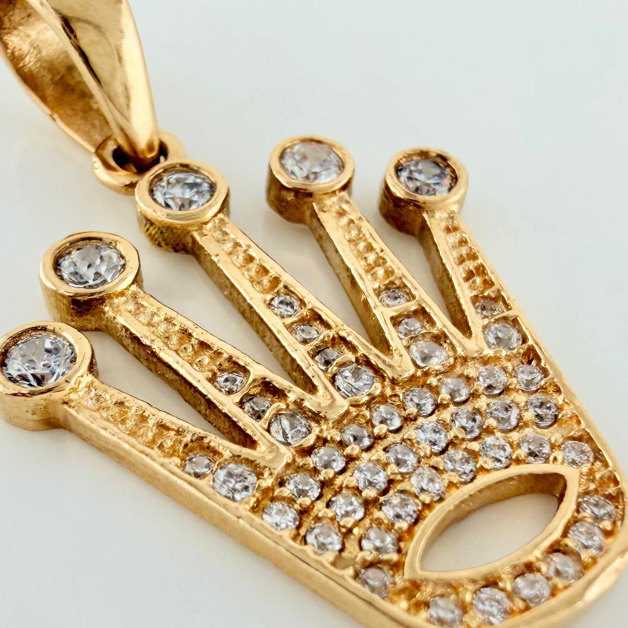 Dije Corona 3.25gr / 1 1/4 in / Oro Amarillo 18K %