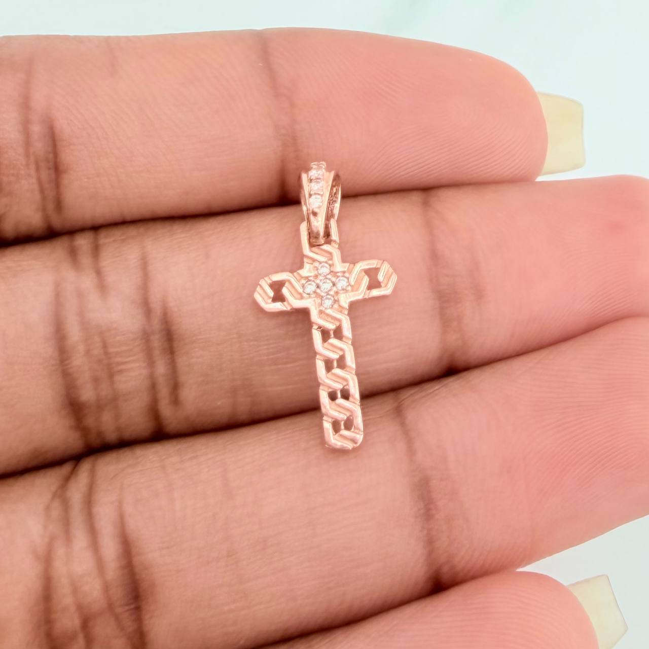 Dije Cruz Zig Zag 1gr / 3/4 in / Oro Rosa 18K %