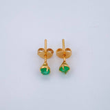 Topos Cuatro Garras Esmeralda 0.9gr / 3.7mm Oro Amarillo 18K $
