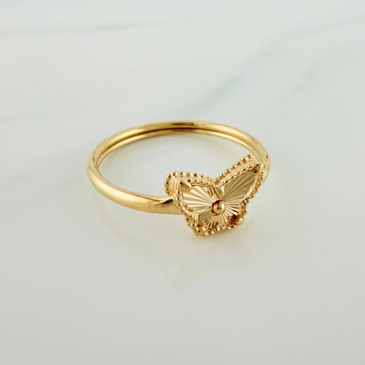 Anillo Mariposa 1.15gr / T7 1/2 / Oro Amarillo 18K &