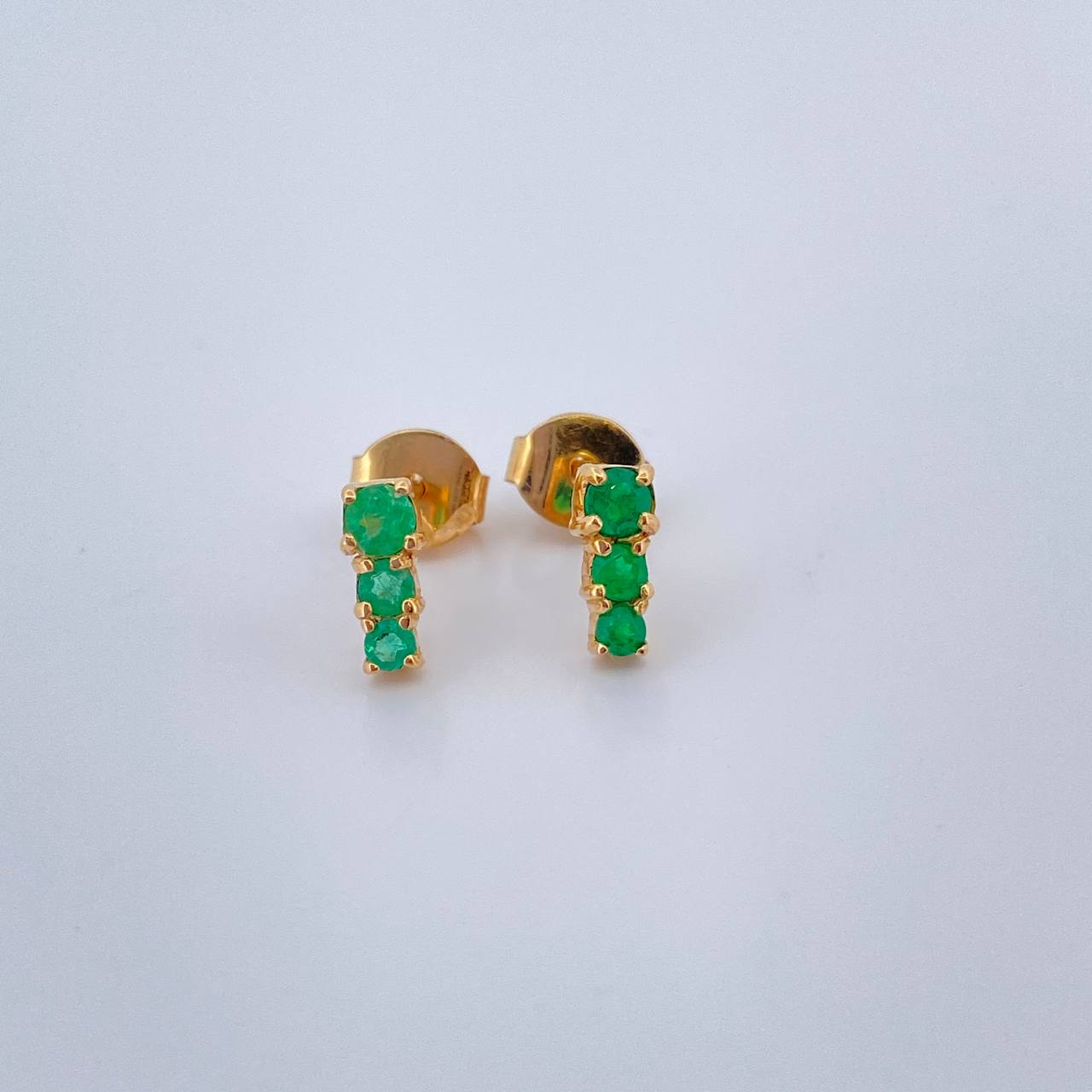 Topos Linea Esmeralda 1.25gr / Oro Amarillo 18K &