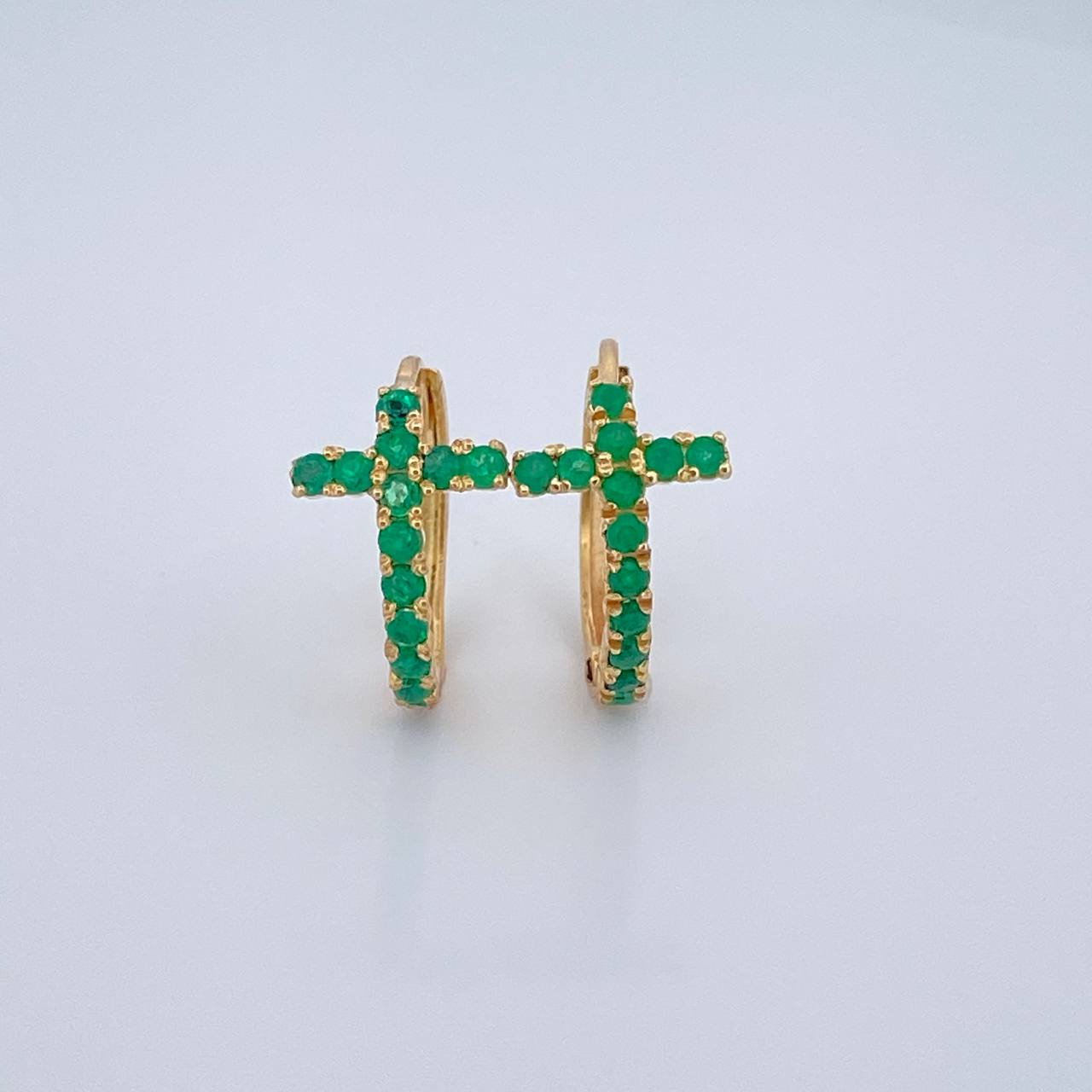 Candongas Cruz Esmeraldas 2.4gr / 1/2 in / Oro Amarillo 18K &