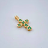 Pendant Cross Emeralds 0.75gr / 3/4 in / 18K Yellow Gold &