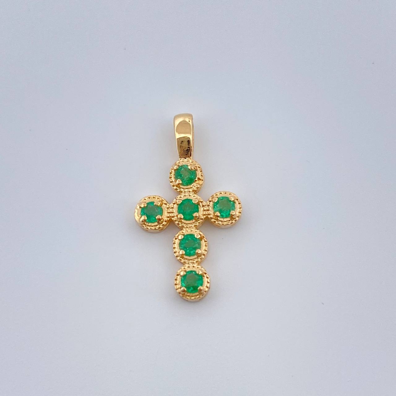 Pendant Cross Emeralds 0.75gr / 3/4 in / 18K Yellow Gold &