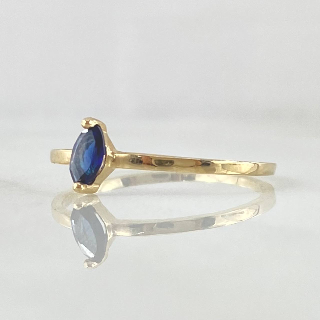 Anillo Solitario Ojo De Marqueza 1gr / T6 / Circon Azul Rey Oro Amarillo 18K ©